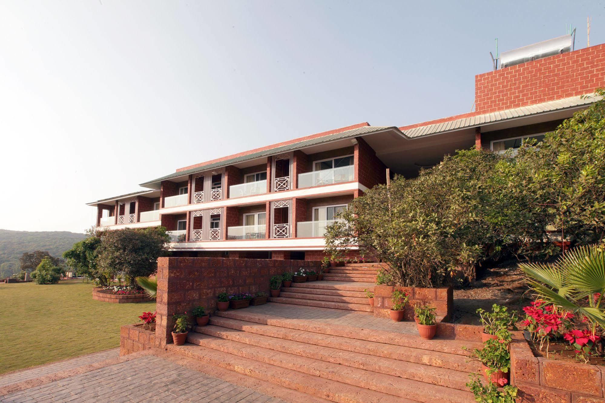 Bella Vista Resort Mahabaleshwar Ngoại thất bức ảnh
