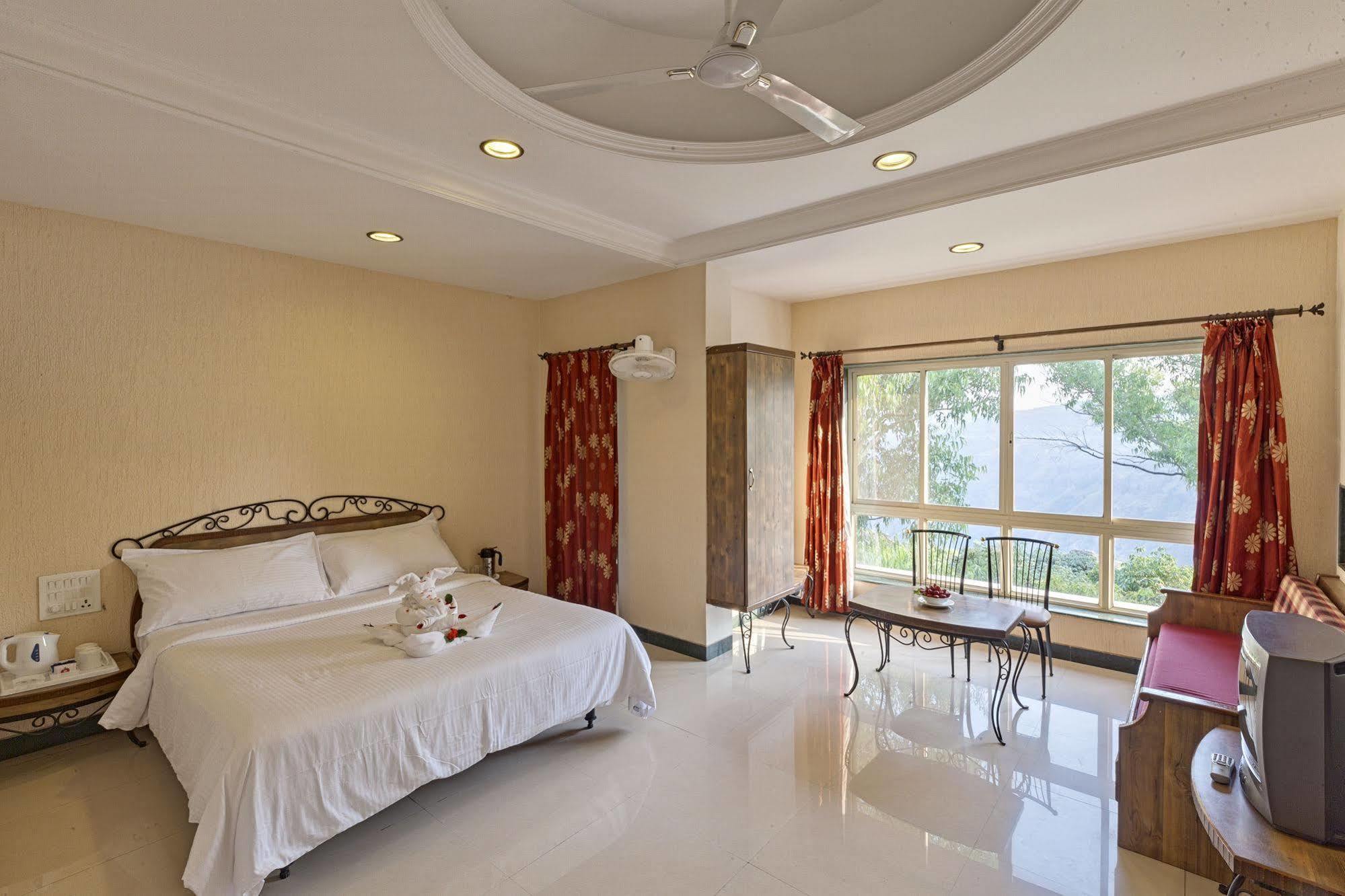 Bella Vista Resort Mahabaleshwar Ngoại thất bức ảnh